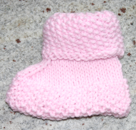 Seed Stitch Baby Booties picture